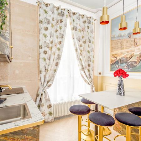 Luxury 2 bedrooms 1 bathroom apartment - Madeleine Parijs Buitenkant foto
