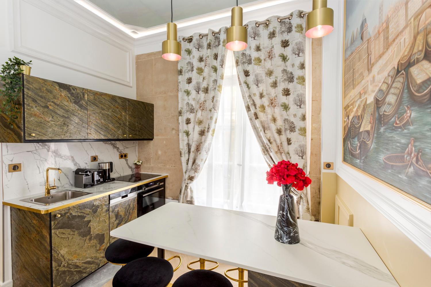 Luxury 2 bedrooms 1 bathroom apartment - Madeleine Parijs Buitenkant foto