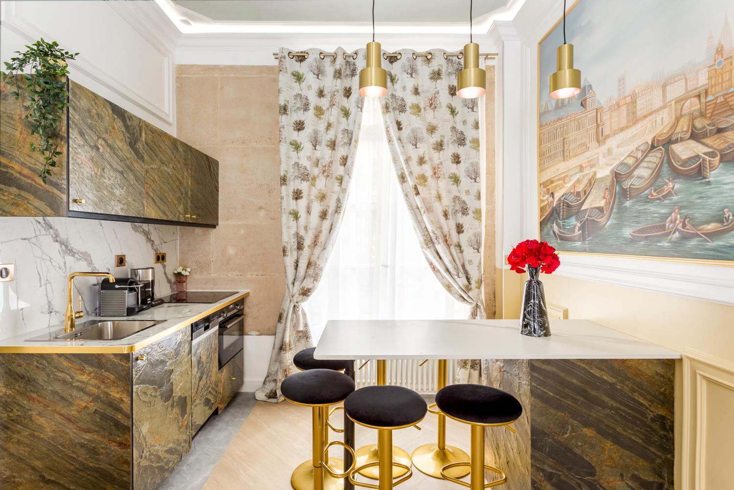 Luxury 2 bedrooms 1 bathroom apartment - Madeleine Parijs Buitenkant foto