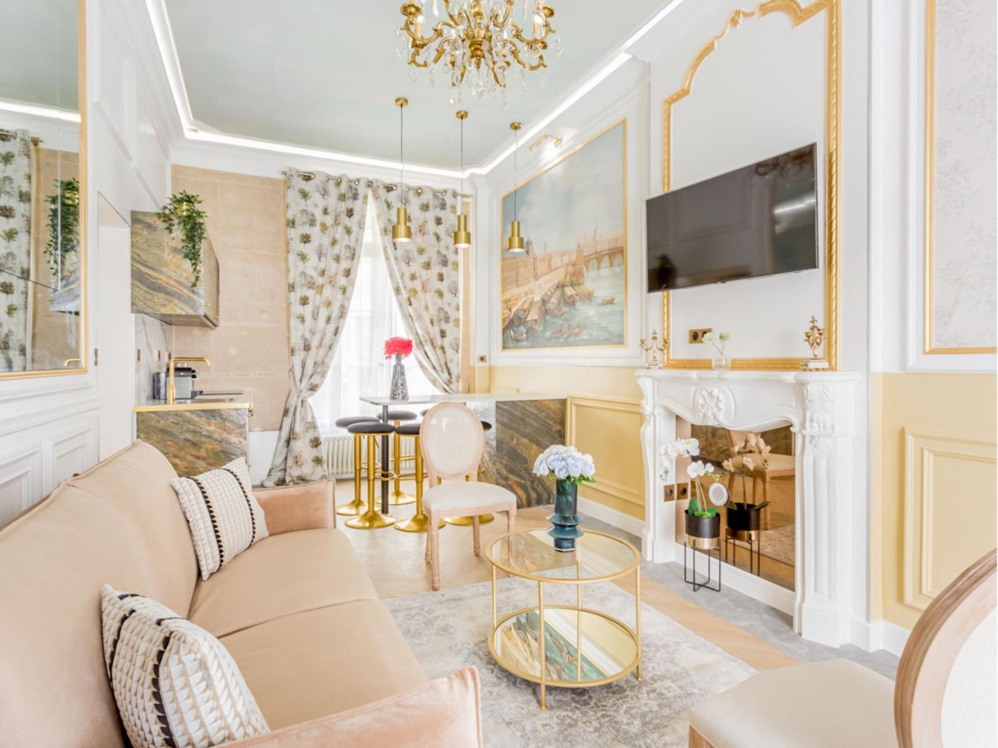 Luxury 2 bedrooms 1 bathroom apartment - Madeleine Parijs Buitenkant foto